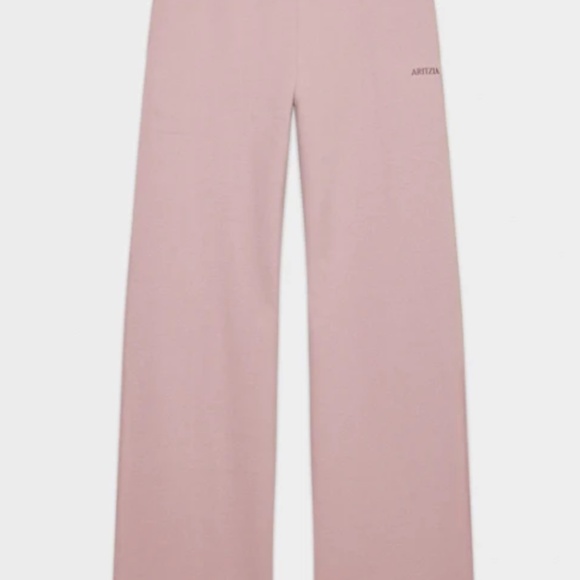 Aritzia sweatsuit - Picture 2 of 2